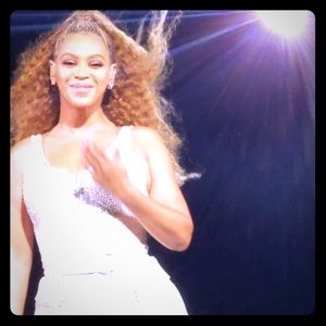 Meet your Posher, Crystal